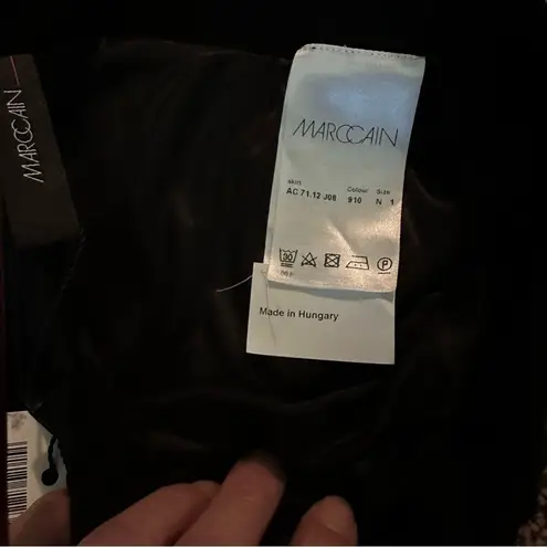 MARCCAIN Marc Cain Black and Leopard Print Pencil Skirt Size 1 Green Trim