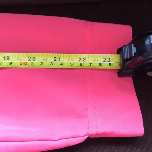 The T O G shop Pink top size 18 with pink button