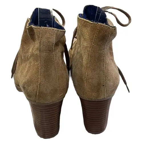 Gap  Suede  LUCY lace up booties Size 8 Syrup golden brown