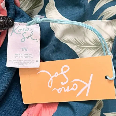 Kona Sol Tankini Top Swimsuit Swim Tropical Floral 18W New