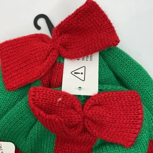 Mommy & Me Holiday Christmas Presents Matching Knit Beanie Set NWT