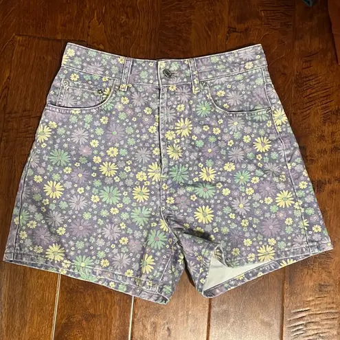 ZARA  Purple Floral Denim Shorts size 6. Button up. High waist