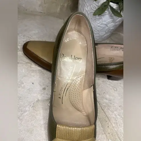 Florsheim Ramblers olive green/tan/brown Block Heels Leather Pumps Size 6 Green