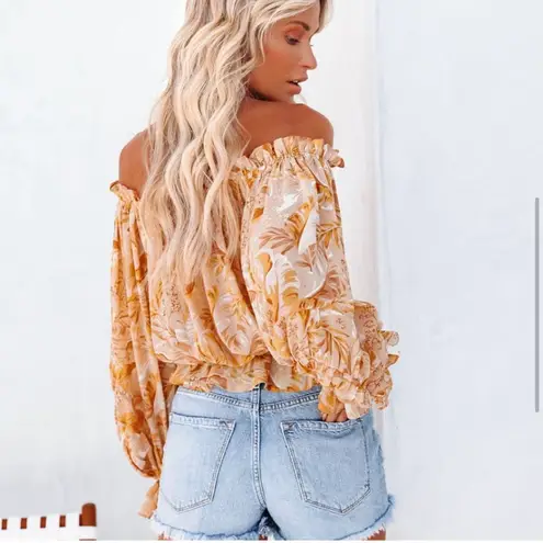 VICI NEW - PRINTED OFF THE SHOULDER BLOUSE