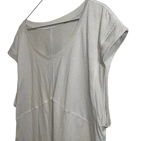 Lululemon Swiftly Relaxed T