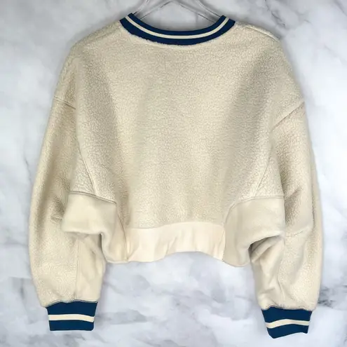 Urban Outfitters NWT  BDG Collins Fleece Teddy Oversized Crop Pullover Sweatshirt