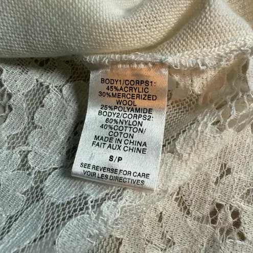 Cami NYC Light Cream Lace Back
Long Sleeve Sweater /blouse size S