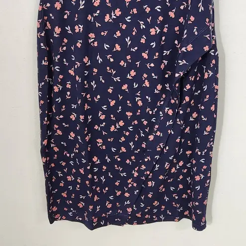 41 Hawthorn Navy Floral T