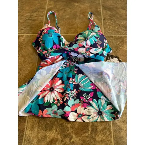 Island Escape Sail Away Gemini Underwire Tankini Top Size 6 Multicolor Blue