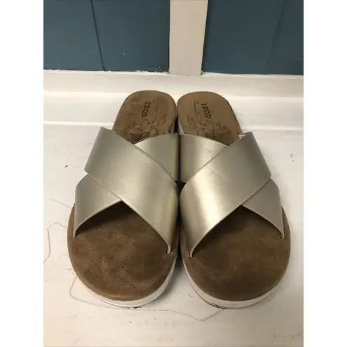 IZOD Women's Alyssa Flatform Sandals Gold Size 8 Criss Cross Slides