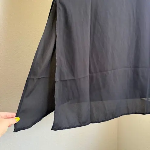 Eyelash lace and chiffon floral embroidered black robe one size NWOT