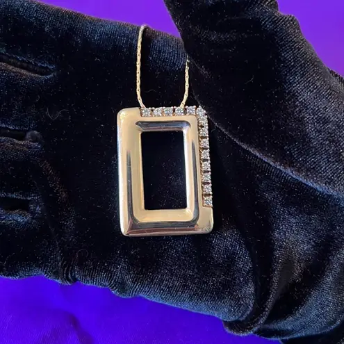 Park Lane NWOT Vintage square gold tone crystal like accents long chain necklace