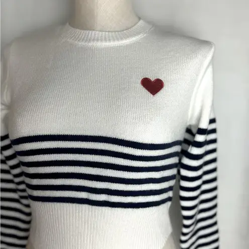 Fashion Women’s Striped Heart Embroidered
Crew Neck Long Sleeve sweater NWT S White