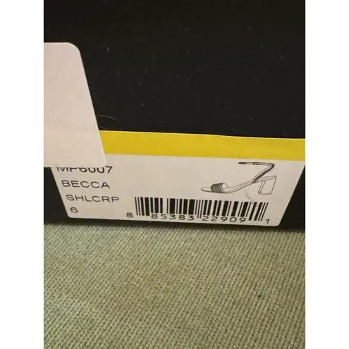 Badgley Mischka Becca rhinestone jeweled sandals size 6 Bridal Fairy