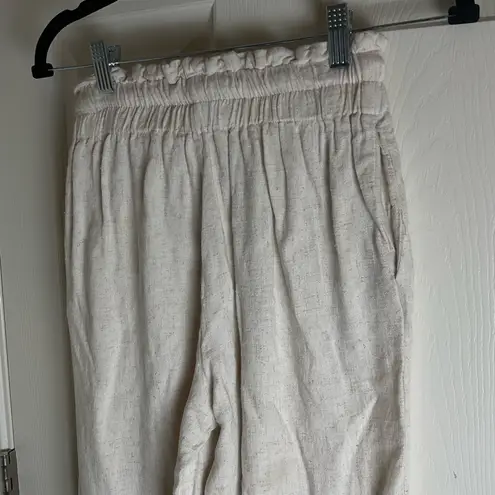 Petal and Pup Hawthorne - Beige
Women's Wide-Leg linen pants size 2