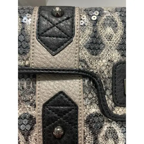 Christian Audigier Snake Clutch Magnetic Closure Python Envelope Purse Black