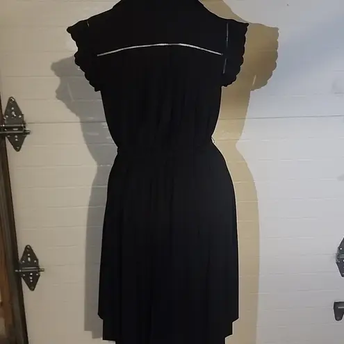 Elie Tahari  PLEATED BELTED SLEEVELESS DRESS SIZE XS