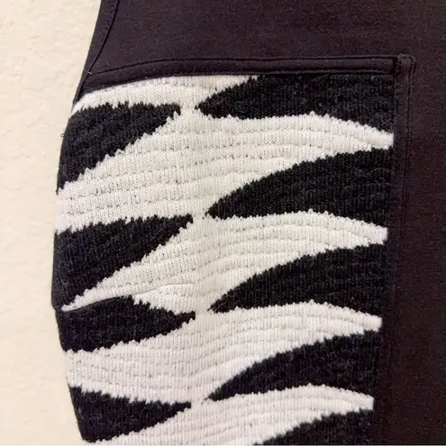 Adelyn Rae Black & White Above the Knee Mixed Media Mini Dress NWOT Size M