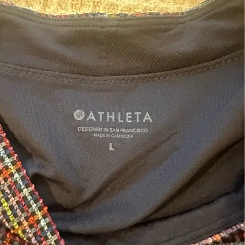 Athleta  SEERSUCKER CROP RASHGUARD size large