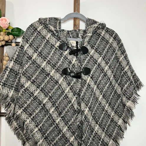 st. john's bay St.‎ John's Bay Black Gray Cream Poncho One Size