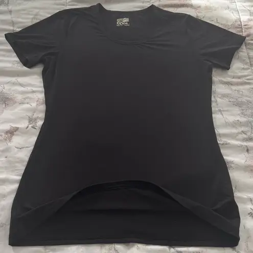 32 Degrees Heat 32 Degrees Cool Black Fitted Short Sleeve T-Shirt, size S scoop neck athletic