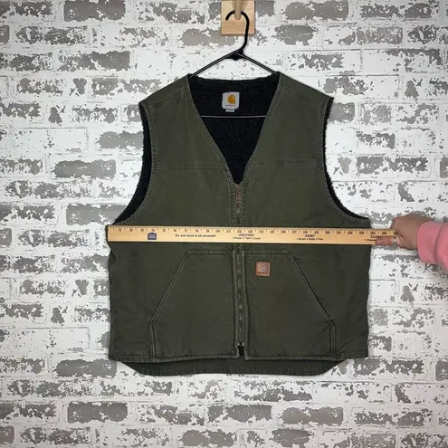 Carhartt  | unisex olive green vest fuzzy lining