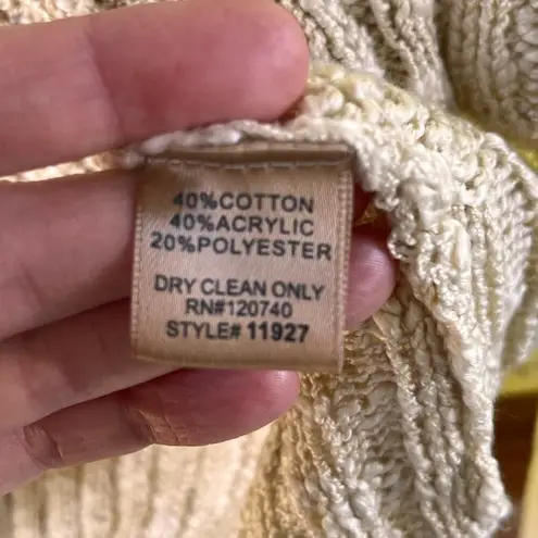 Mystree Women's Beige Lace Inset Pullover Sweater Size L. NEW