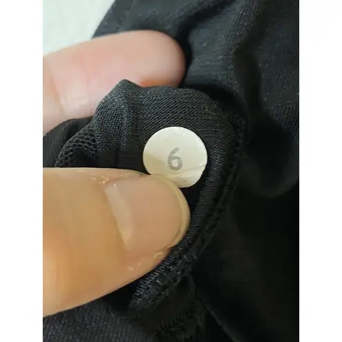 EUC Lululemon Energy Bra Black Sz 6