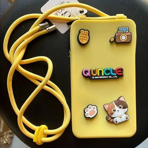 QUNCLE Yellow Kids OR ADULTS Phone Pouch Zipper Top adjustable strap waterproof