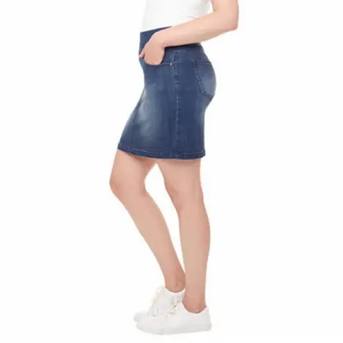 S.C. & Co stretch denim pull on mini skirt skort with tummy control M Blue Size M
