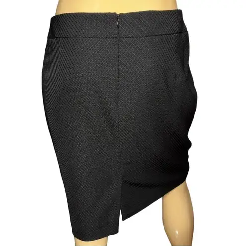 Armani Collezioni Women’s Size 46 10 Black Textured Pencil Straight Skirt