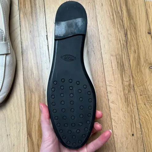 Tod's  T Women's 38 1/2 US 8.5 Timeless Leather Loafters White With Gold Hardwear thumbnail 11