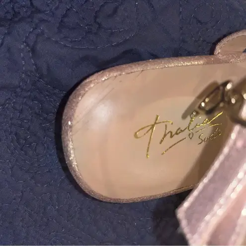 Thalia Sodi  Rose Gold/Pink Flat dressy sandals, size 10