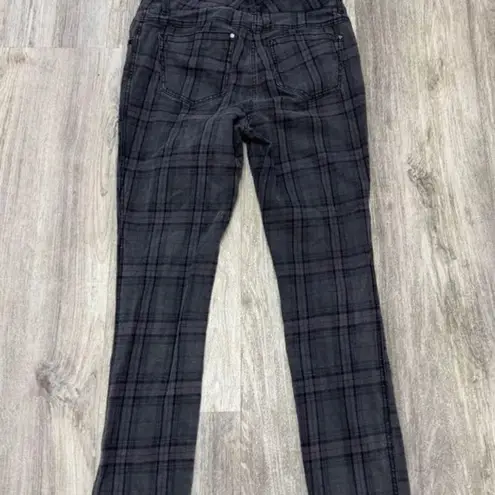 Per Se  by Carlisle Plaid straight leg pants size 6