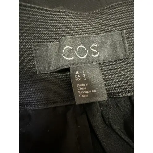COS Women's Black High Waisted Pleated Tapered Trousers Dress Pants Size 2