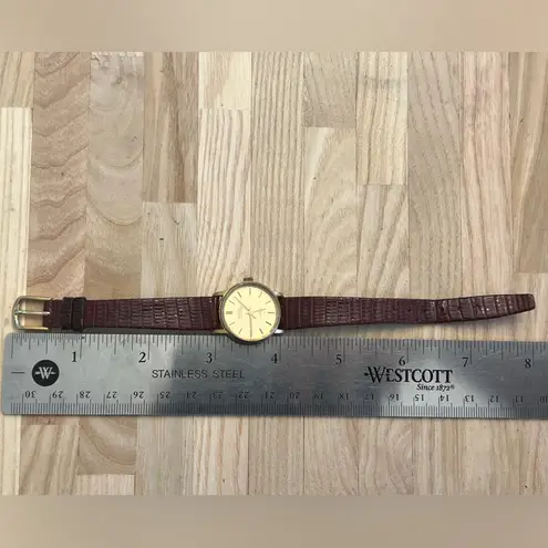 Bulova Accutron Ladies Watch RARE Vintage Gold Tone Case and Dial