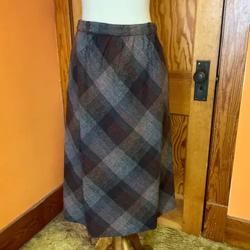 Vtg 70s wool plaid midi skirt Size 16