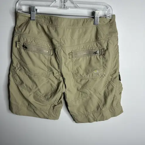 Mountain Hardwear Women's  Size 4 Tan Khaki Cargo Nylon Shorts 9"‎ Inseam