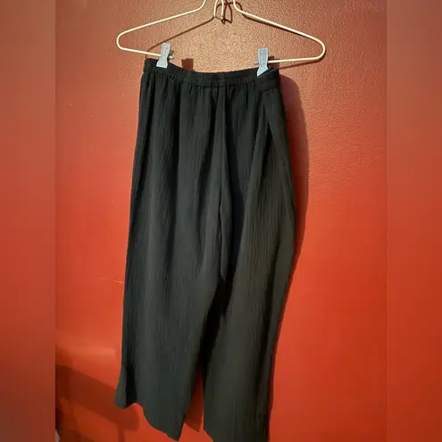 Soft Surroundings key buscayne gauze pants in black