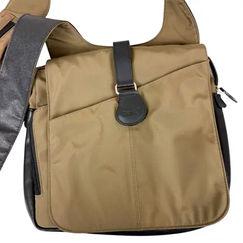 Ameribag New Yorker Messenger Crossbody Travel Bag Taupe Brown Tan