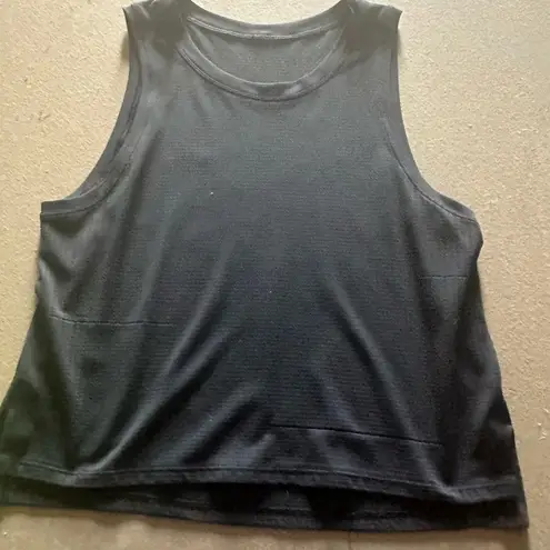 Lululemon black tank