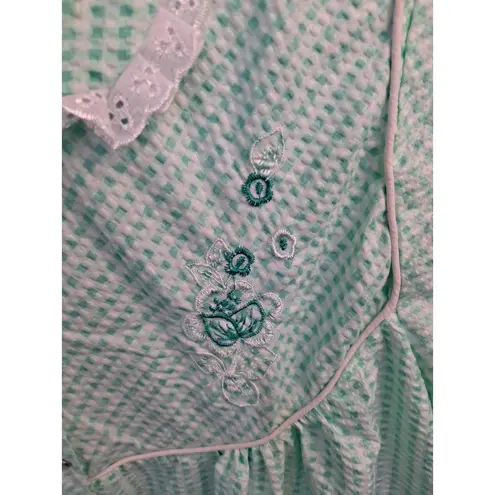 Lati Fashion Women's Mint Green Gingham Seersucker Snap House Coat Size XXXL