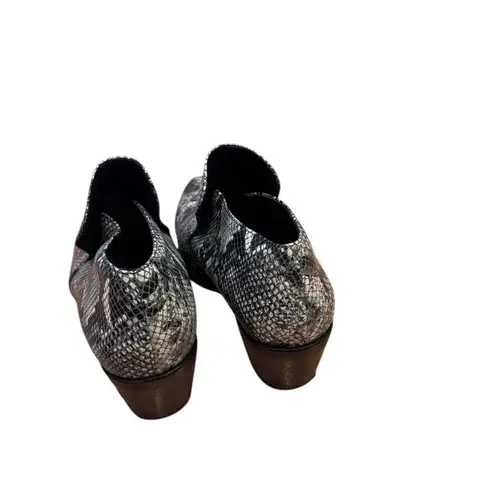 Intentionally Blank Black White Snakeskin Ankle Booties 10
