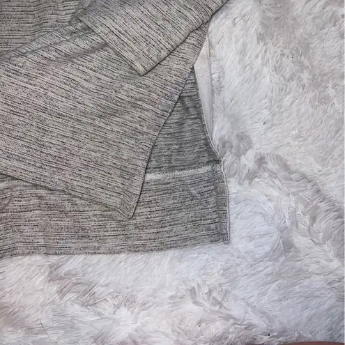 Aerie  Heather Gray Oversized Crewneck size Small can fit Medium