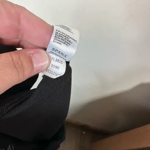 Spanx Assets Red Hot Label Structured Shine Faux Leather Leggings Size 1X Black