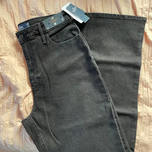 Hollister Ultra High-Rise Dad Jean