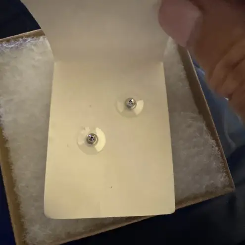 Austrian Crystal Vintage Pierced Earrings Estate Jewelry Pre