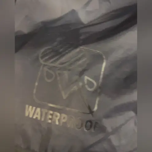 Bomboogie $252 Puffer Vest Hooded Hoodie Fall Navy Blue Primaloft Insulated