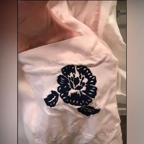 CHAUS Woman Sheer Baby Pink and White Sleep Wear Top