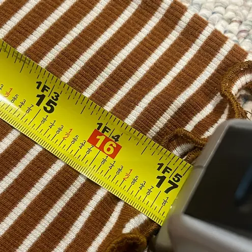 Heart & Hips brown, white stripped short sleeve cropped shirt M